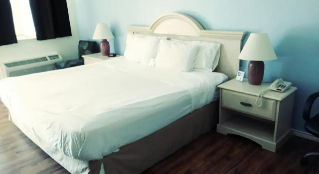 Victoria Palms Inn and Suites, Забронировать Отель Уэслако Rio Grande Valley