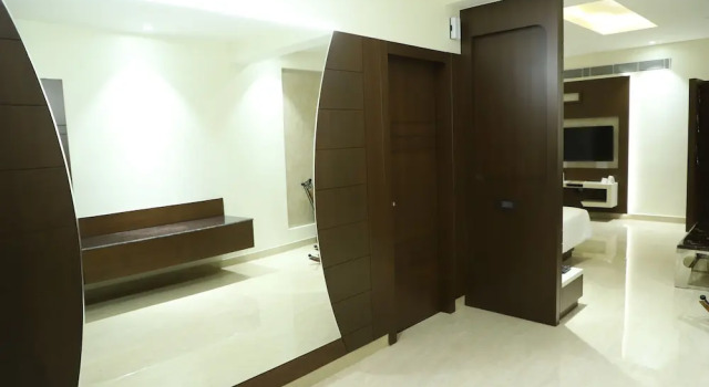 Номер Comfort Grand Heritage Narmada Jacksons
