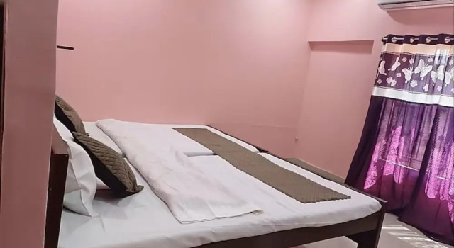 Номер Deluxe Hotel Aheli And Restaurant Bankura
