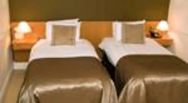 Двухместный номер Standard The Grand St Leger Hotel