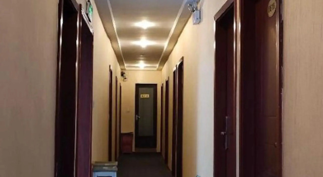 116 Business Hostel
