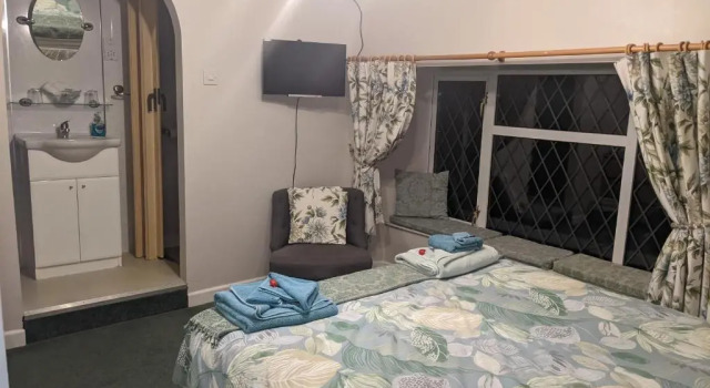 Cwmbach Guest House, Varaa Matkakoti Neath Cardiff