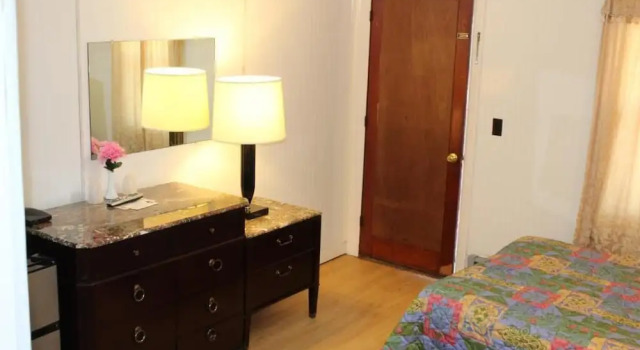 Royale Coach Motor Lodge, Забронировать Мини-отель Мотели Хэмптон, Мотель
