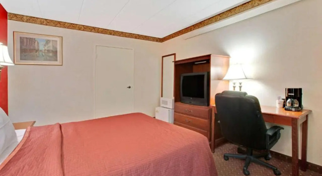 Номер Standard TraveIodge by Wyndham Parsippany