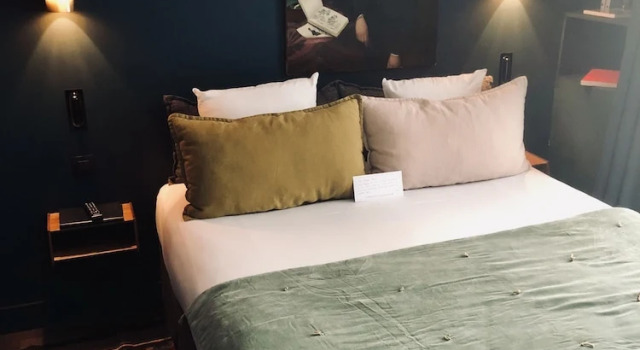Двухместный номер Classic COQ Hotel Paris
