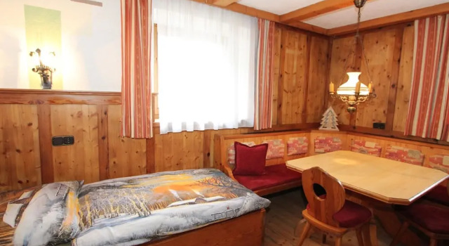 Child-friendly Apartment in Buch With Swimming Pool, Book Lejlighed Wiesing Achensee