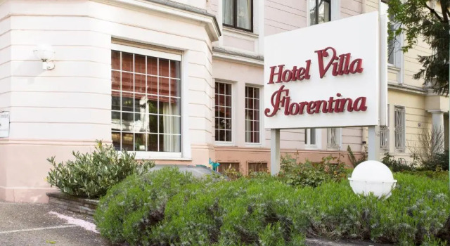 Hotel Villa Florentina, Забронировать Отель Отели Франкфурт-на-Майне с завтраком, рядом с Центральный железнодорожный вокзал Франкфурта, Завтраки