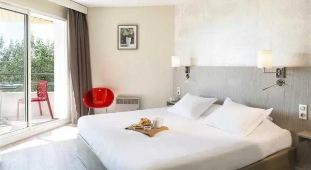 Номер Standard Hôtel Valdys Thalasso & Spa - les Pins