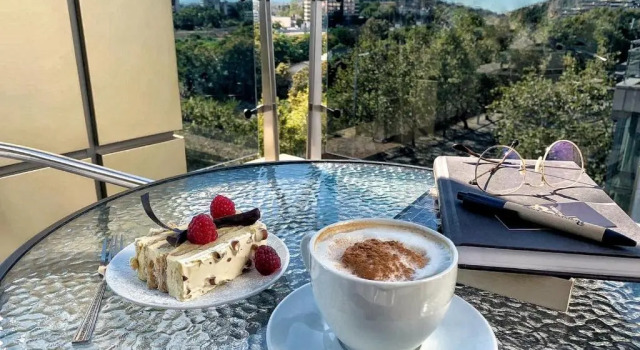 Апартаменты с 2 комнатами Business Hotel Plovdiv - Central Location