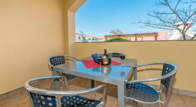 Апартаменты c 1 комнатой Apartments Partelj