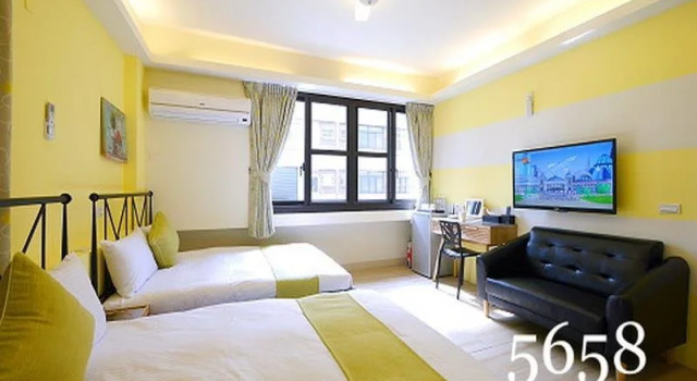 Happyday Guesthouse, Забронировать Отель Отели Гаосюн 3 звезды, рядом с Центр реки Любви - озеро Руи, 3*