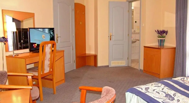 Hotel Europa, Varaa Hotelli Jastrzębia Góra 