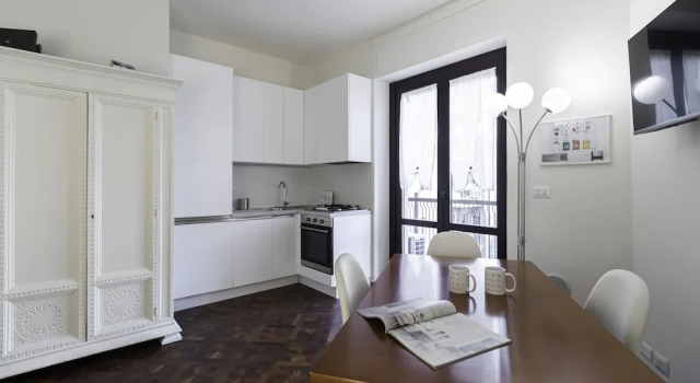 Italianway Comfort - Ranzoni 6, Book Hotel Milan Lombardy