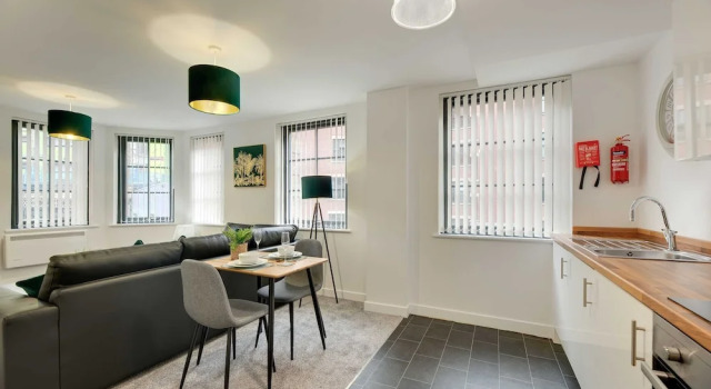 Апартаменты Charltons Bonds Apartments 1B - By Week2Week