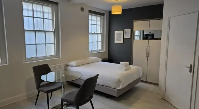 Двухместная студия Standard Dublin Central Suites