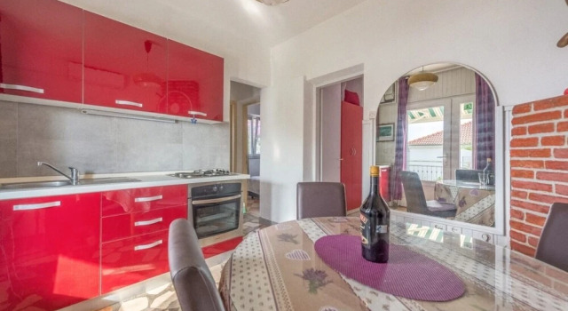 Branko - 60m From the Beach - A2