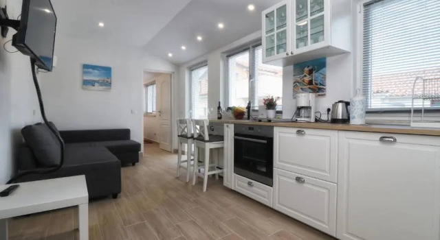 Апартаменты Apartments Korina & Dadi