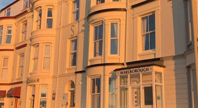 Marlborough Sea View Holiday Apartments, Varaa Huoneisto Asunnot kohteessa Merseyside, Huoneisto
