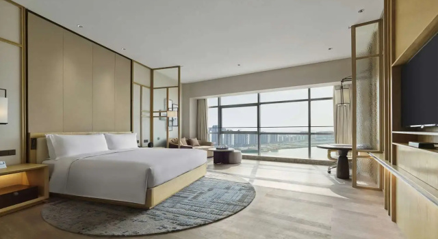 Двухместный номер Premium с видом на озеро Hilton Suzhou Yinshan Lake