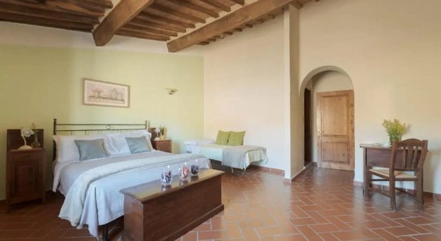 Terre di GIORGIO Agriturismo Villa la Palazzetta, Забронировать Вилла Кастильоне-д'Орча Валь д’Орча