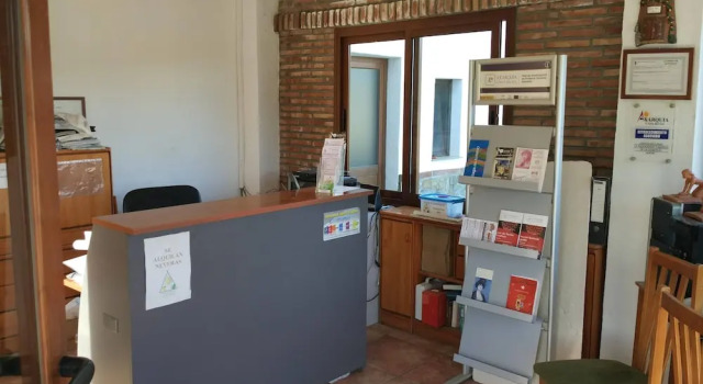 Camping Iznate, Prenota Campeggio Campeggi e glamping a Iznate, Campeggio