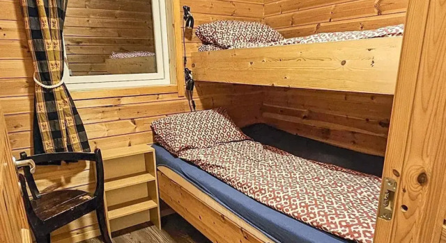 4 Person Holiday Home in Rebbenes, Book Lejlighed Hoteller i Troms og Finnmark med parkering, Parkering