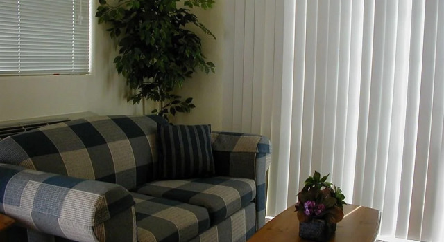 Heritage Suites Inc, Забронировать Отель Мозес-Лейк штат Вашингтон