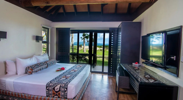 Uprising Beach Resort, Đặt Khu nghỉ dưỡng Pacific Harbour 