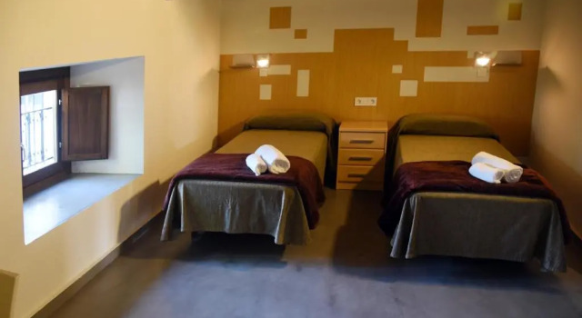 Кровать в общем номере Albergue Inturjoven Cazorla