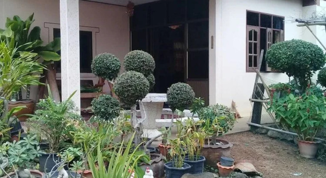 Baan Kokmuang Homestay, Varaa Matkakoti Hotellit North-Eastern Thailand pysäköinnillä, Pysäköinti
