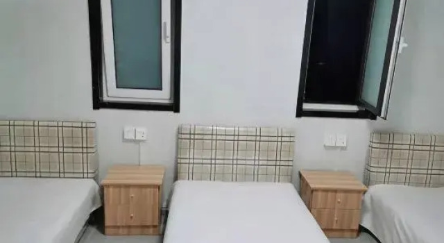 Трёхместный номер Standard Jiaozhou Yueman Hotel