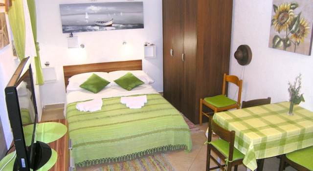 Apartment Tamara P, Забронировать Апартаменты/квартира Отели Крка с парковкой, рядом с Krk Harbour, Парковка