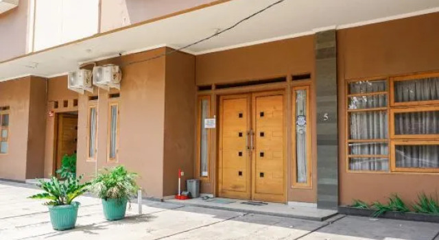 Hotel O Penginapan LorraNearPasar Oleh Oleh