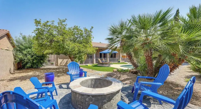 Коттедж Extended-stay Oasis: Gilbert Getaway w/ Office!
