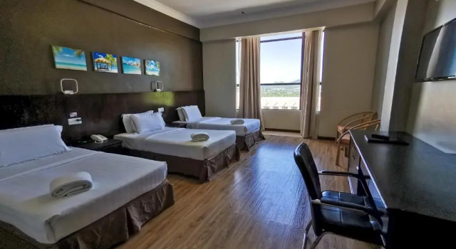 Трёхместный номер Superior Hotel Langkasuka Langkawi