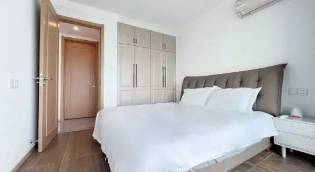 Люкс Jingxi Daojia Hotel (Rongcheng Downtown Cherry Lake Sports Park)