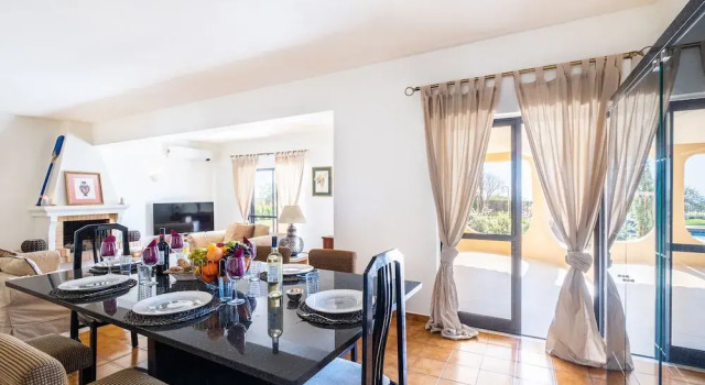 Villa Oasis Del Mar - Piscina privada e BBQ - Galé, Albufeira, Забронировать Вилла Албуфейра Барловенто, рядом с Поле для гольфа Salgados