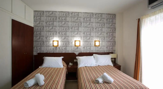Трёхместный номер Standard City Life Port Hotel