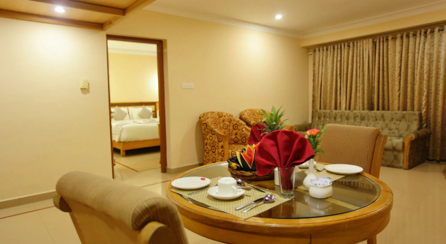 The Dunes Continental, Забронировать Отель Отели Коччи 3 звезды, 3*