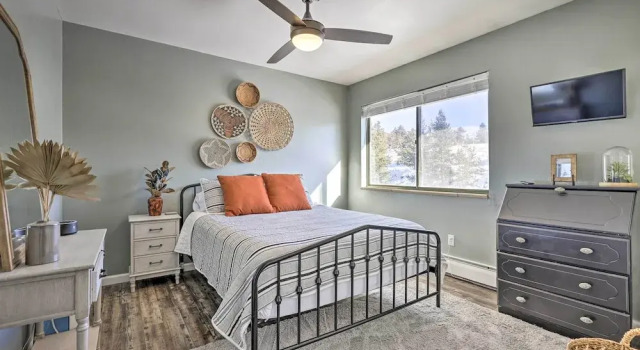 Апартаменты 7 Mi to Keystone: Mtn-view Abode w/ Deck!