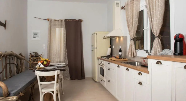 MarBill House Εξοχική Κατοικία, Забронировать Отель Отели East Crete с парковкой, Парковка