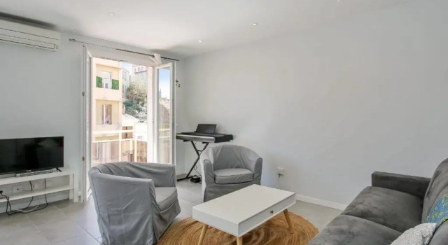 Magnificent bright flat a 5 min walk from the beach in Marseille - Welkeys, Забронировать Отель Ла-Корниш 