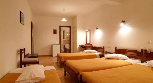 Семейный номер Standard Orfeas Hotel