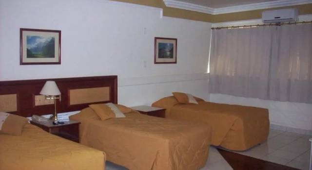 Трёхместный номер Standard Tamareiras Park Hotel
