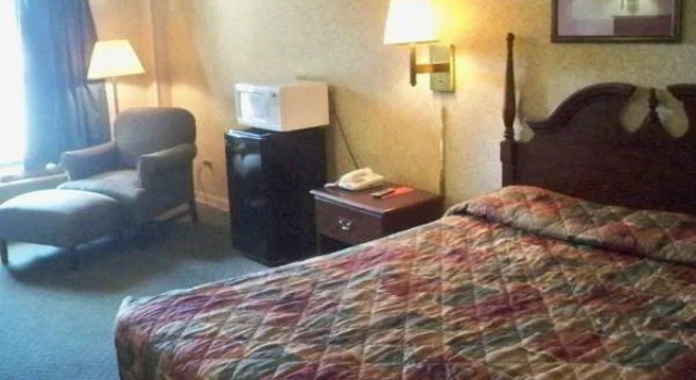 Scottish Inns Morristown, Boek Hotel Hotels in Tennessee met parkeren, Parkeren