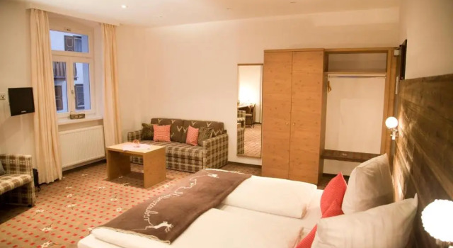 Полулюкс Alpin Lifestyle Hotel Löwen & Strauss