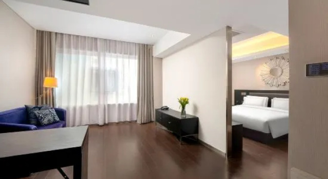 Люкс Crystal Orange Hotel Dalian Youhao Square