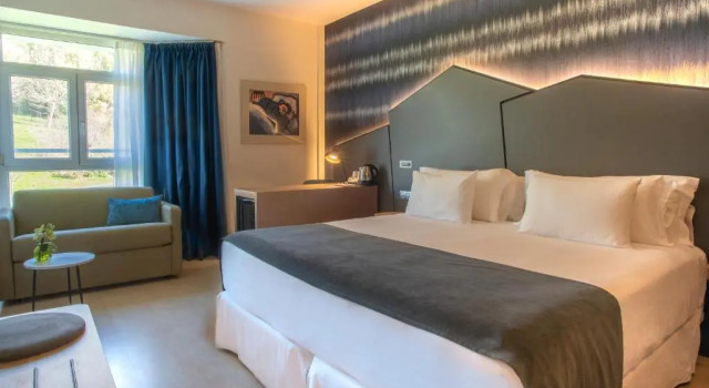 Трёхместный номер Отель Barceló Costa Vasca