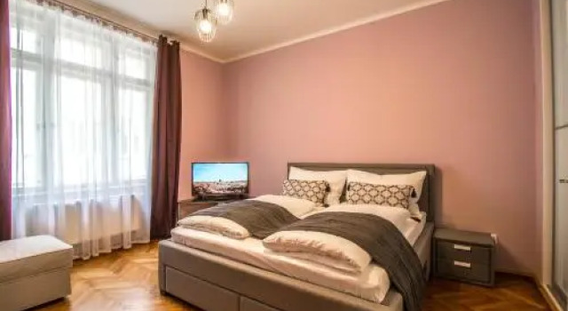 Reflection 2Bdr Apartment By Ruterra, Забронировать Апартаменты/квартира Апартаменты Праги, рядом с Музей Альфонса Мухи, Апартаменты/квартира