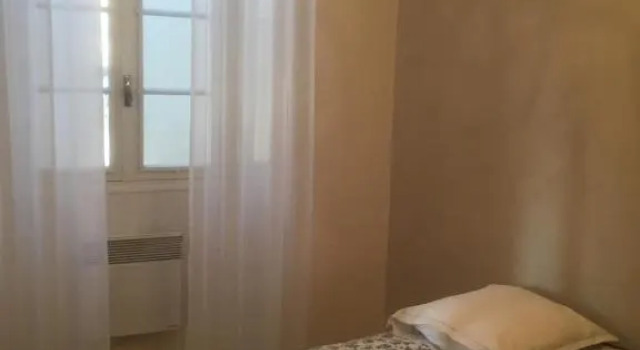 Le 5 d'Abel, Réserver Appartement Mornac 